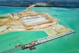 Being built by china communications construction company (cccc), the port is part of kenya's bid to become the principal trade hub in east africa. Inside Kenya S Multi Billion Lamu Port Built On Reclaimed Sea Video Pachodo Org