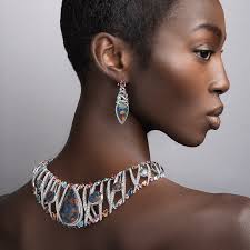 Miss Daisy: A Fine Jewellery Collection by David Morris