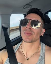 Adrian Peres (@_apere2) • Instagram photos and videos