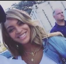 I’ve always loved this video lmao, Beyoncé’s so Houston🔩❤️