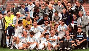Maybe you would like to learn more about one of these? Lazio Rom Unerwartet Im Titelkampf Der Serie A Kontinuitat Mit Ausgestossenen