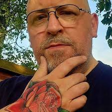 Looks awful. Why so saggy?