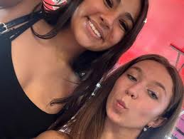 Hiii I'm Fiona, I'm from Denver Colorado and Boulder is one of my top two  choices!! I'm majoring in Biological Sciences-Ecology & Evolutionary  Biology and I'll be in the honors program as