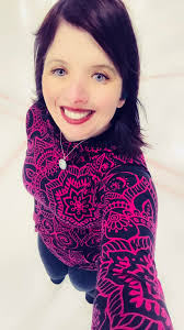 Imma just drop an Amber appreciation post.🍁 ;;former fall maiden. Also, I  love that Amber and pyrrha both wore greaves.🍂