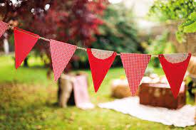 Pendant le printemps, il y a bien une fête qui est propice à la déco, c'est pâques. 7 Diy Deco Guinguette A Faire Soi Meme