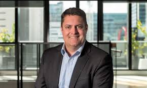 It achieves this by undertaking and funding high quality cancer research, raising awareness in the community about the lifestyles factors which contribute to cancer and by supporting people affected. Corporate Ladder Your Weekly Guide To Executive Appointments Indaily