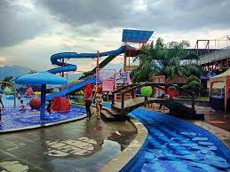 Tempat wisata batu malang dan harga tiket masuk 2020 terbaru. Batu Wonderland Waterpark Tiket Aktivitas Agustus 2021 Travelspromo
