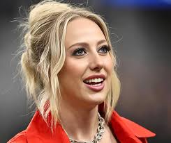 USHER AND ALICIA KEYS rocked the Super Bowl last year. 😍 Interesting, if  KENDRICK LAMAR AND SZA OUTDID them this year, hmm. 🤔