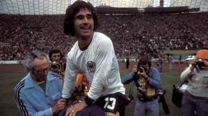 Fc bayern münchen unsere kanäle: 75 Geburtstag Von Gerd Muller Er Wollte Jedes Tor Sport Sz De