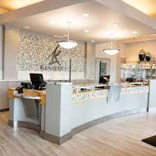 When looking for salons near me can be very frustrating for most people. Kenneth S Hair Salons Day Spas 28 Photos 58 Reviews Hair Salons 4942 Morse Rd Columbus Oh Phone Number