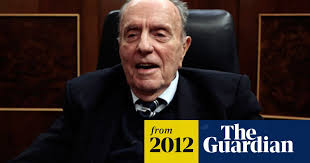 Manuel Fraga, last minister from Spain's Franco era, dies aged 89