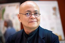 Erwin Viray's Instagram, Twitter & Facebook