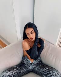 1 banita sandhu biography, age, height, family, salary & images. Minmini Adithya Varma Actress Banita Sandhu Topless Lost My Cloths
