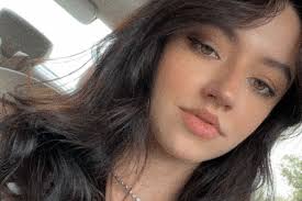 Super-Easy Everyday Clean Makeup Routine