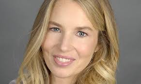 Nina Dyson's Instagram, Twitter & Facebook