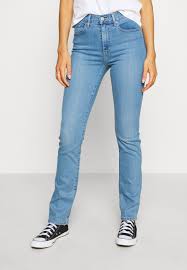 Levi's 700 series is made with specially crafted stretch denim for amazing retention and comfort. Levi S 724 High Rise Straight Jeans Straight Leg Rio Chill Light Blue Denim Zalando De