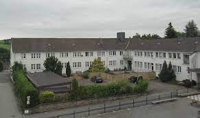 Im dachgeschoss finden sich drei. 32 Bewohner Aus Haus Tannenberg Wieder Leben Im Leeren Heim Auf Dem Silberberg Kolner Stadt Anzeiger