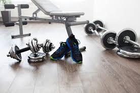 Home gym ideas for small rooms. 13 Best Compact Home Gym Setups For Tight Spaces In 2021