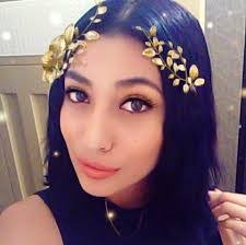 Marian Calderon's Instagram, Twitter & Facebook