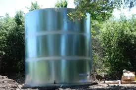 20,000 gallons worth of livestock changes everything dramatically. 2 000 Gallon Welded Steel Galvanized Water Storage Tank Diameter 6 6 Peak Height 9 6