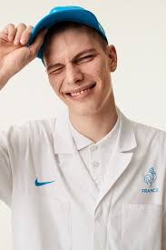 As peças foram exibidas num evento virtual, exibido pelo canal olímpico do. Piet Parra Designed The Nike 2020 Olympic Skate Uniforms Nike Moda Esportiva Skate