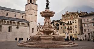 L'uso della pietra nello spazio pubblico: prestazioni, posa in opera e ...