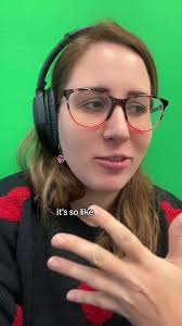 #stitch with @Joy 🌞 @olivesongs You guys!!! How is this so hilarious and  heartbreaking all at the same time! My little apricot plueaze 😆😌  #groundhogmusical #punxsutawneyphil