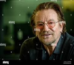 Paul hewson hi-res stock photography and images