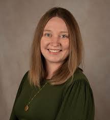 Hillary Langley's Instagram, Twitter & Facebook