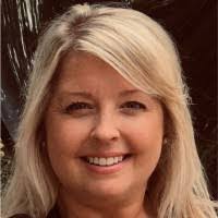 Sarah Everingham's Instagram, Twitter & Facebook