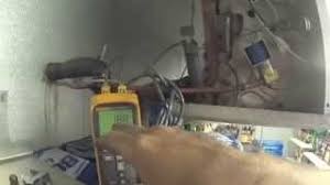 This is how to check the refrigerant charge on a system without a txv that has a piston/orifice or capillary metering device in front of the evaporator coil. Adjust The Superheat Setting On The Expansion Valve Youtube