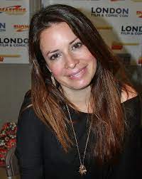 Holly marie combs porn