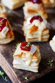 Trisha's cheese log is an ideal snack or appetizer for holiday entertaining. The 6 Most Popular Holiday Finger Foods On Pinterest Christmas Appetizers Easy Fall Appetizers Christmas Recipes Appetizers
