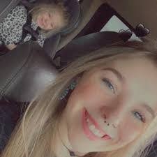 Chloe Vogel's Instagram, Twitter & Facebook