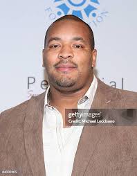 34 Photos & High Res Pictures