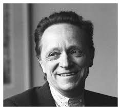 Vladimir Ussachevsky Interview with Bruce Duffie . . . . . . . .