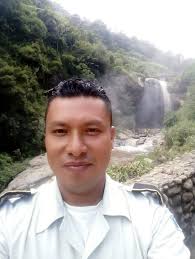 El agente de PNC Reyes Fernando Damacio Morales, de 38 años, perdió la vida  al momento que se desplazaba en su motocicleta en el Km 137.5 de la ruta  CA-2 que comunica