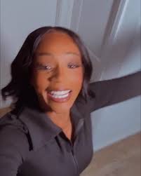 From Vitamin A to Zinc, Grüns has you covered. With B6, B12, C, D, E, K,  Folate, Biotin, magnesium, and more—plus fiber, greens, and mushrooms—it’s  full-body support in a single pouch.