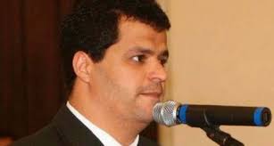 RIO TEM 35 ÔNIBUS E TREM INCENDIADOS