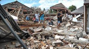 Au ralentissement de la rotation. Indonesie Le Bilan Du Seisme S Alourdit A 436 Morts