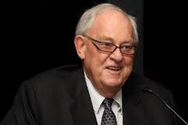 news: Vale Tom Warwick