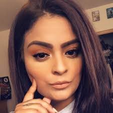 Daisy Mares's Instagram, Twitter & Facebook