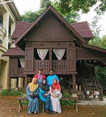 Gambar dari kelas memanah yang dianjurkan oleh akademi seni tradisional warisan melayu www.tradisional.com.my. Muzium Warisan Melayu Upm Penuh Sejarah Tersendiri Ben Ashaari