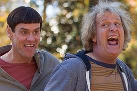 Cei mai amețiți băieți din lume, lloyd și harry, fac în timpul unei călătorii, cele mai incredibile idioțenii, imposibil de descris în cuvinte. Primul Trailer Dumb And Dumber To