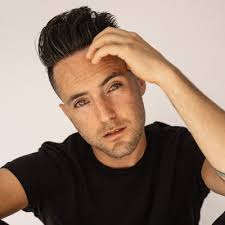 Evelyna: песни, клипы и билеты на концерты