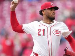 Adrian Hoyte Stats & Scouting Report