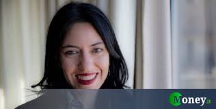 La ministra dell'istruzione, lucia azzolina, illustra le ordinanze relative alla valutazione degli studenti, agli esami. Scuola Chi E Lucia Azzolina Nuovo Ministro Dell Istruzione