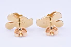 Maybe you would like to learn more about one of these? Boucles D Oreille Minnie Mouse Marque Disney En Or Jaune 18 Carats 750 Milliemes Bijoux Et Montres Plazzart