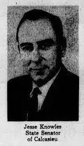 Jesse Knowles's Instagram, Twitter & Facebook