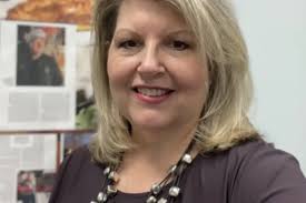 Donna Bailey-Taylor receives Frances Finch Hobart Award for Voluntary  Community Service